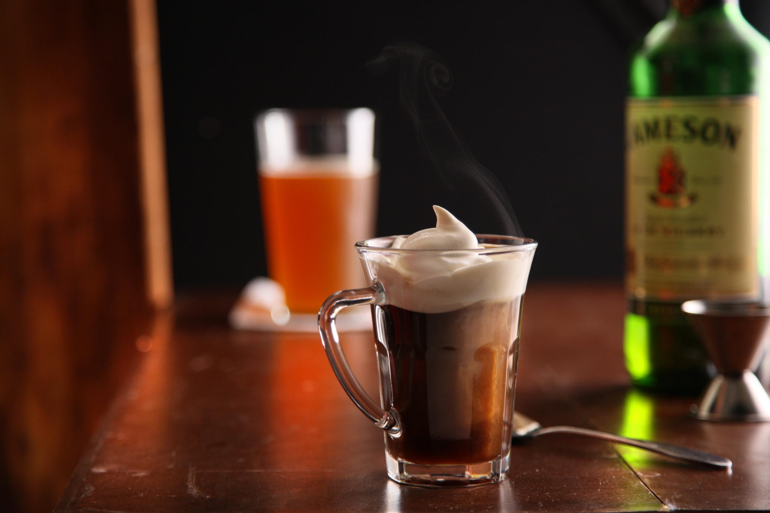 Minuman Khas Irlandia Yang Tidak Boleh Dilewatkan